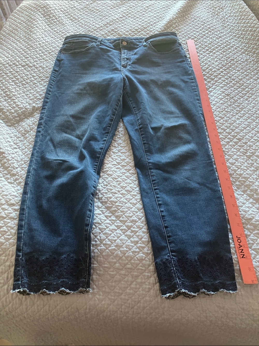 Talbots Dark Blue Cropped Jeans with Embroidered Scallop Hem